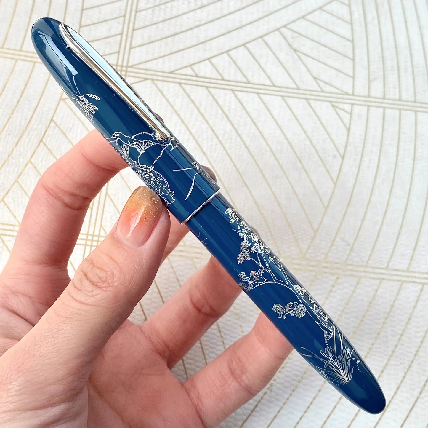 Hongdian N23 Fountain Pen Rabbit Year Limited High-End Students Business Office Writing Supplies Gold Carving Student Gift Pens