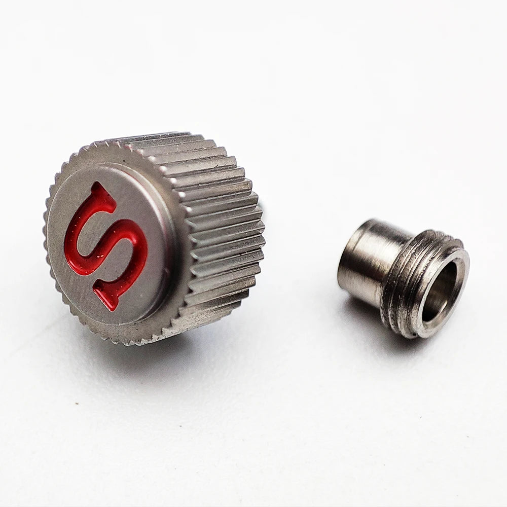 Akcesora tenilo de krono de neoksidebla ŝtalo por horloĝo 7S26/NH35/NH36/NH35a/NH36a/NE15/4R35/4R36/6R15-movado por horloĝo SKX007/SKX009