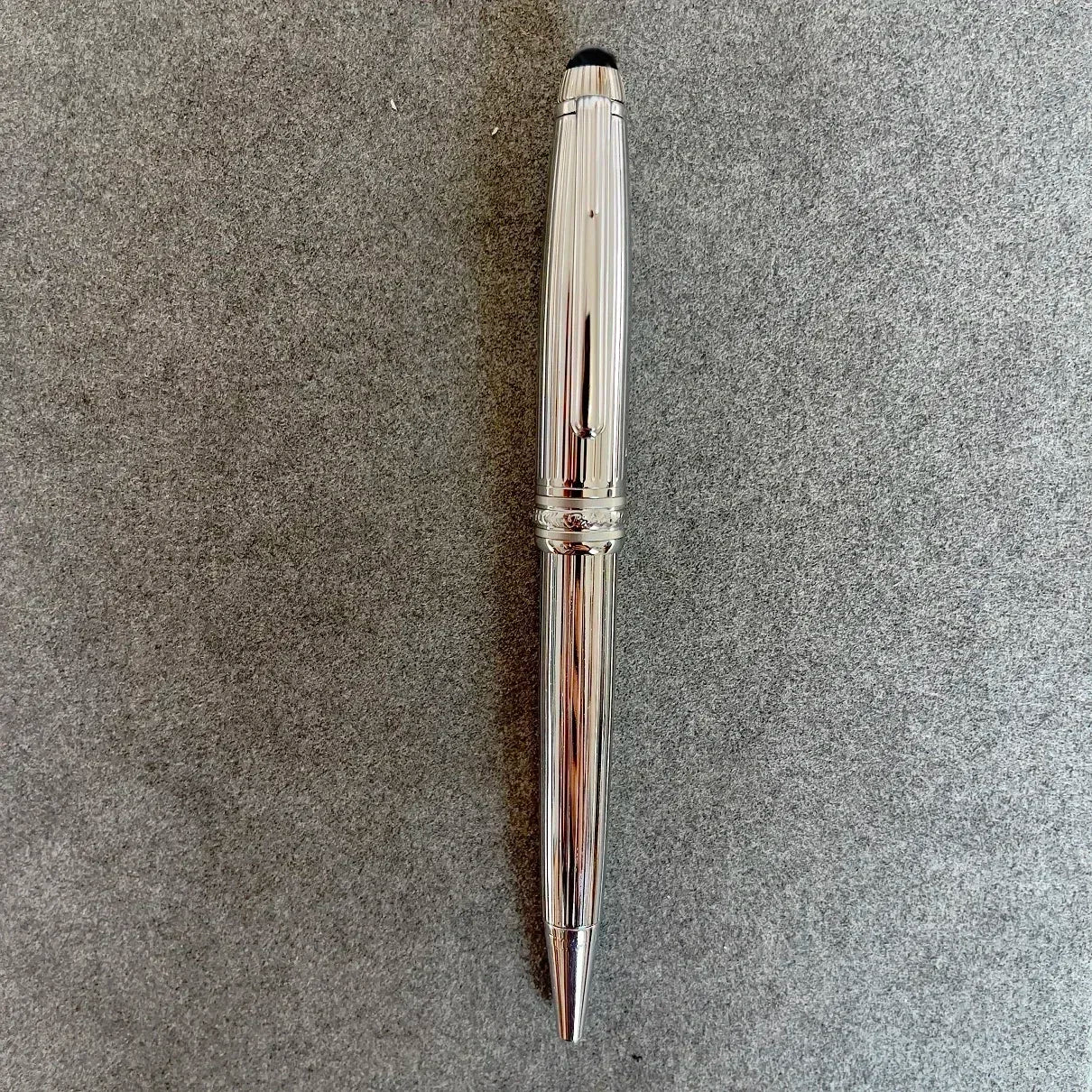 2025 Luxury Metal MB Ballpoint Pen 163 Rollerball Fountain Pen for Writing Gift Pens